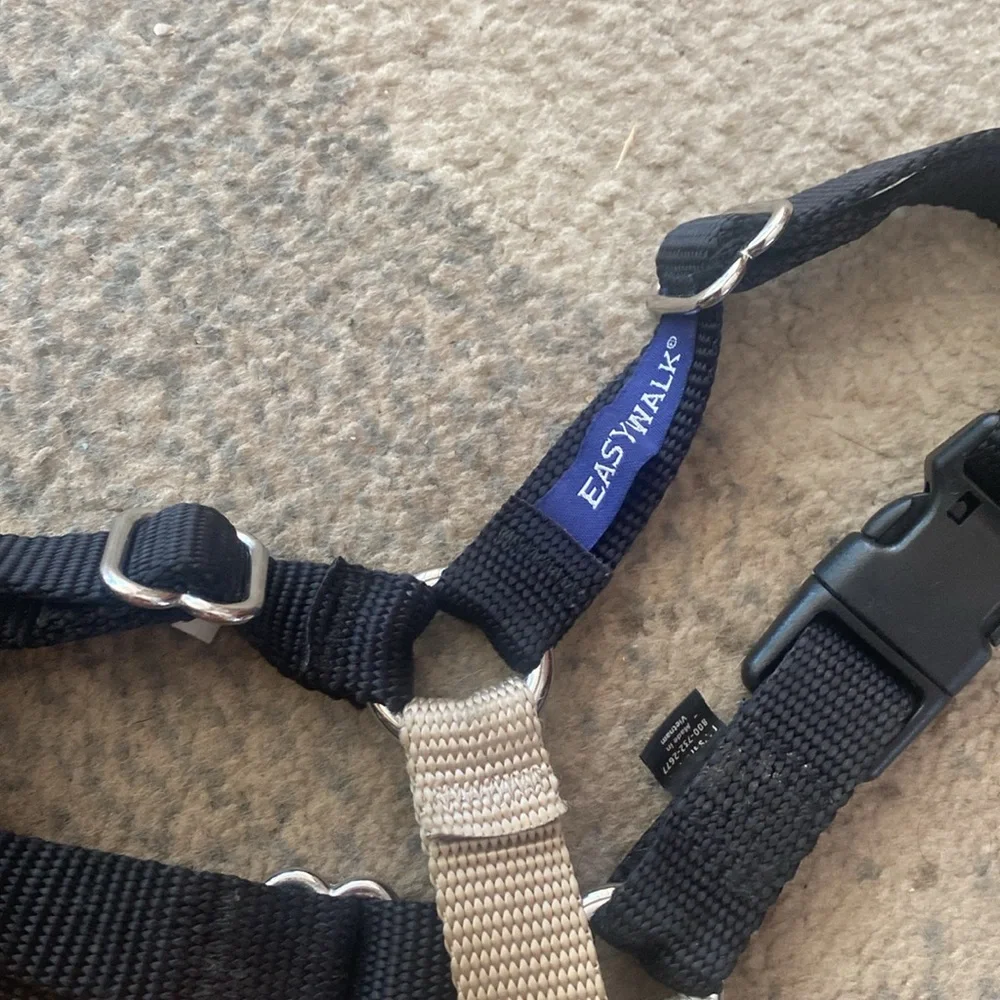 PetSafe Easy Walk No-Pull Dog Harness to Help Stop Pulling bundle M
